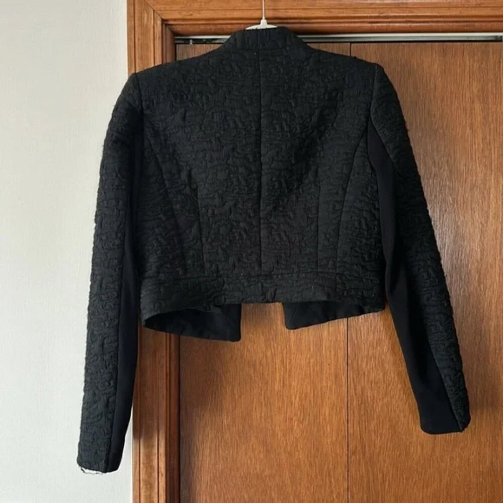 BCBG MAXAZRIA Cropped Quilted Blazer